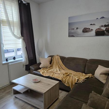 Ferienwohnung Am Bahnhof 贝恩堡 外观 照片