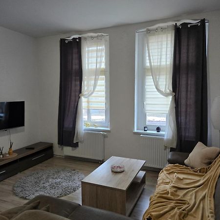 Ferienwohnung Am Bahnhof 贝恩堡 外观 照片